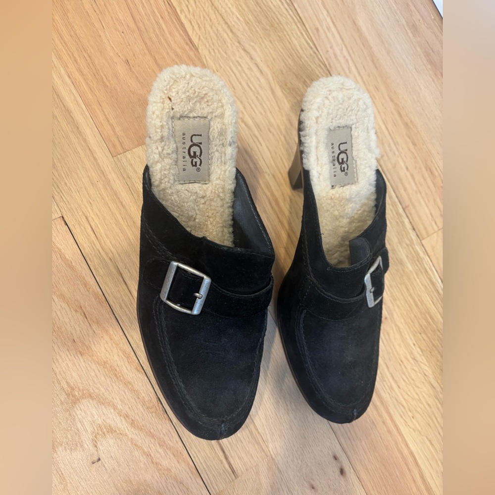 UGG Australia Isabella black suede sheepskin-lined heeled mule clogs size US 9 - Picture 2 of 9